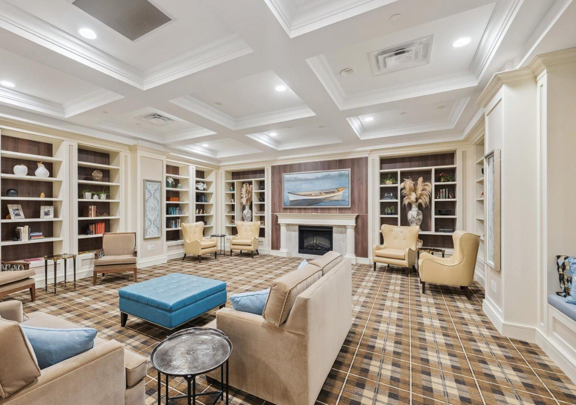 Fireside Lounge